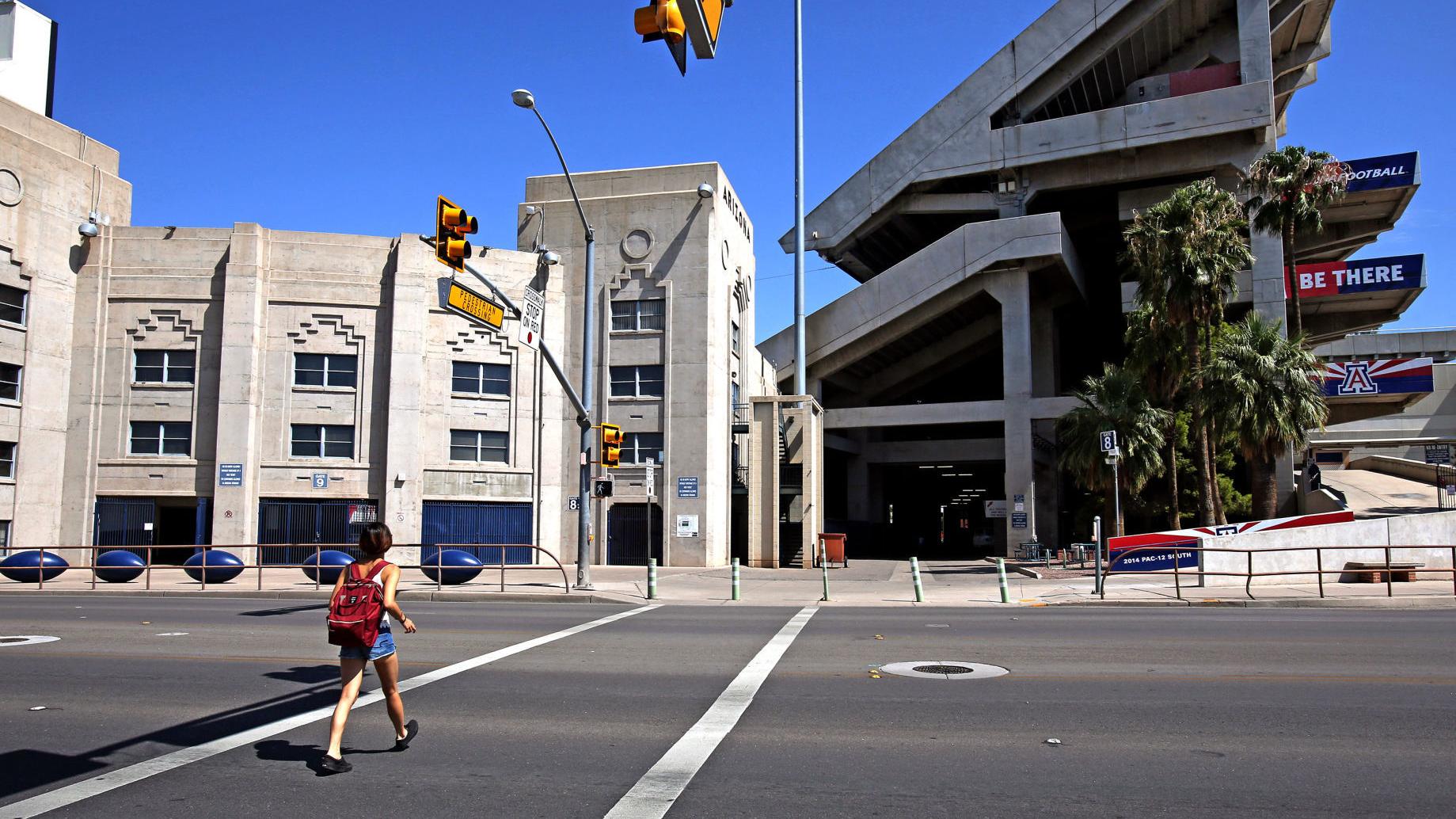 Sixth St. Arizona Stadium to be closed part of Friday for UA game